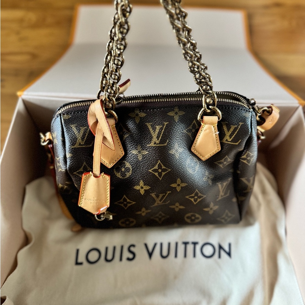 Vintage Louis Vuitton Speedy Bag